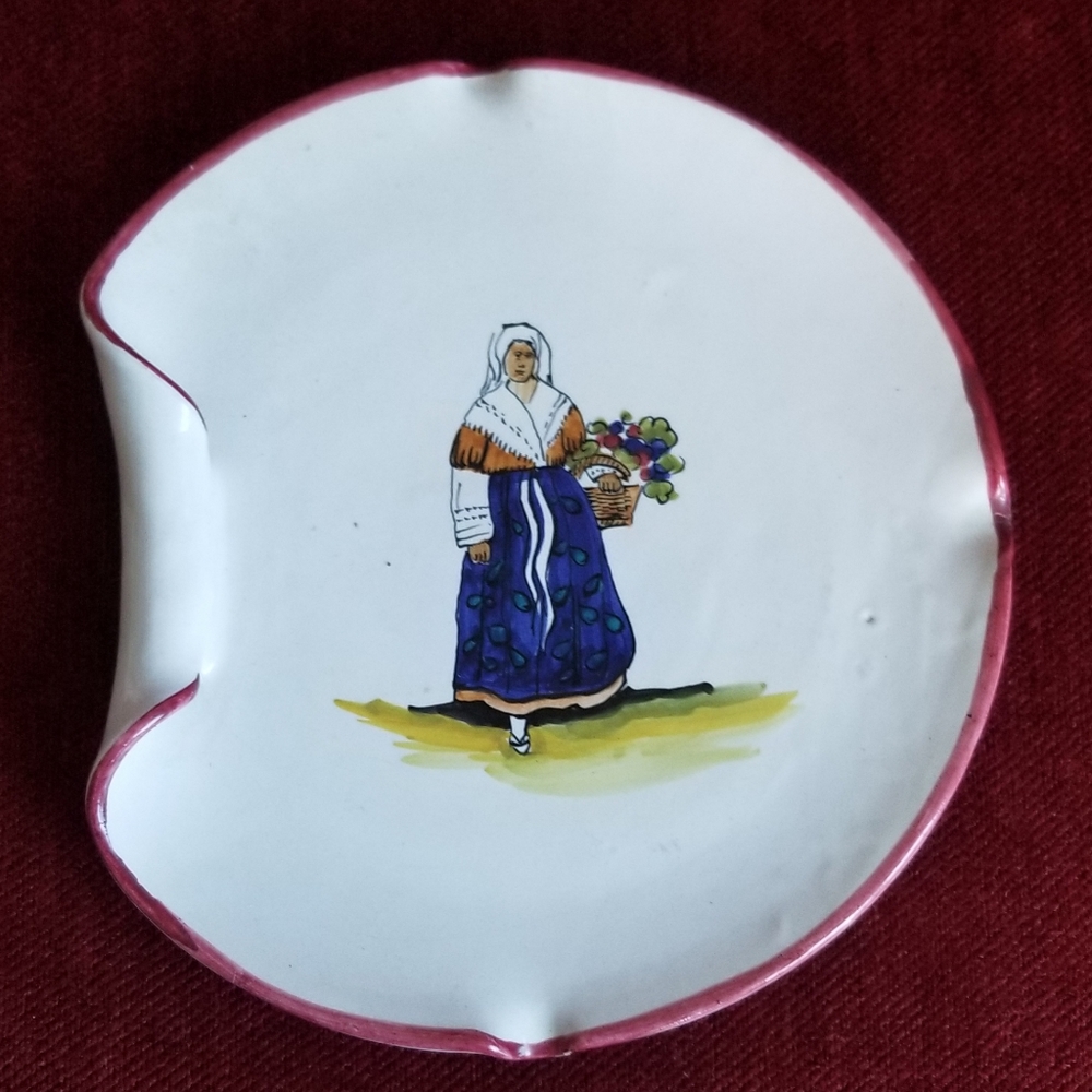 Deruta Italy D. 749 ISTRIANA Hand Made Figurative Signed  Painted Ceramic Plate